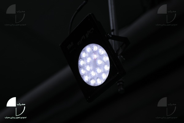 نور LED سی وات استودیو کروماکی